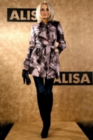 Короткий бежевый плащ под кожу от AlisaFashion